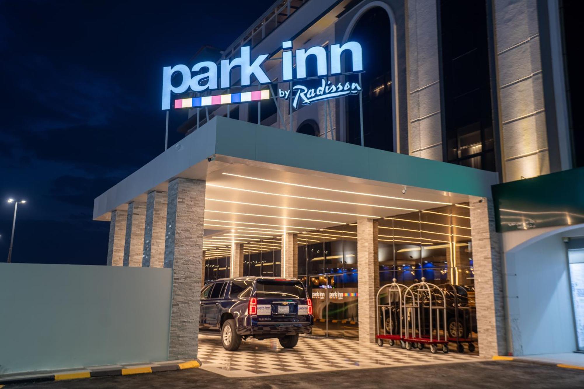 Park Inn By Radisson Nadżran Zewnętrze zdjęcie