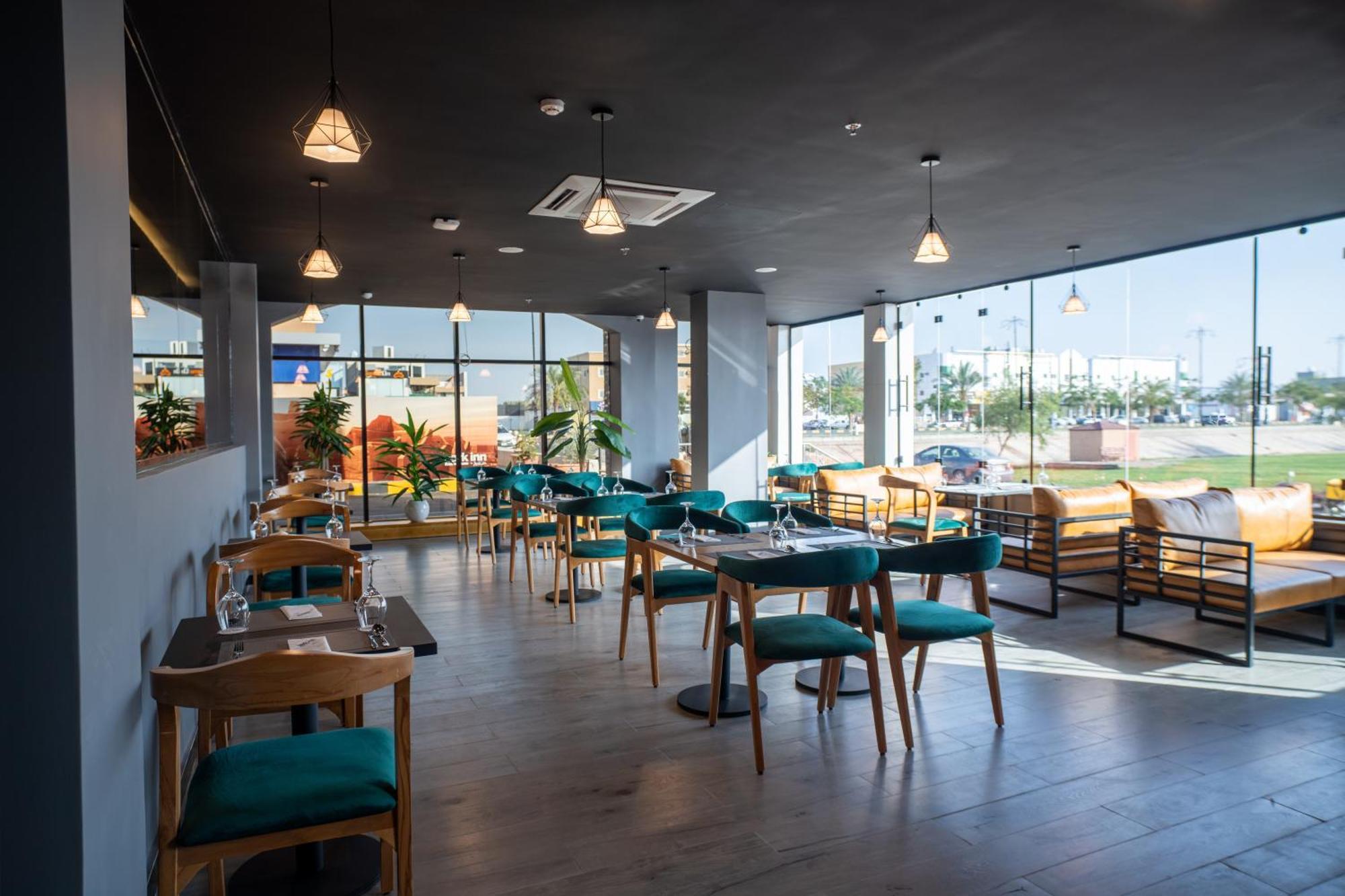 Park Inn By Radisson Nadżran Zewnętrze zdjęcie